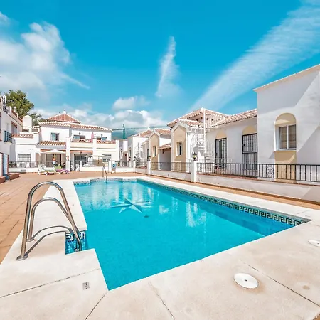 Stunning At Burriana Beach, Apartment