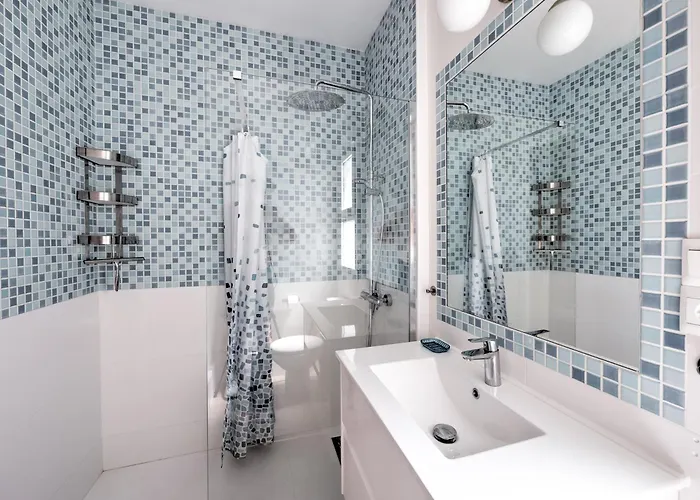 Apartment Stunning At Burriana Beach,