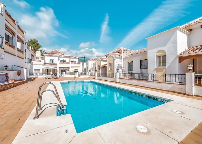 Stunning At Burriana Beach, Апартаменти